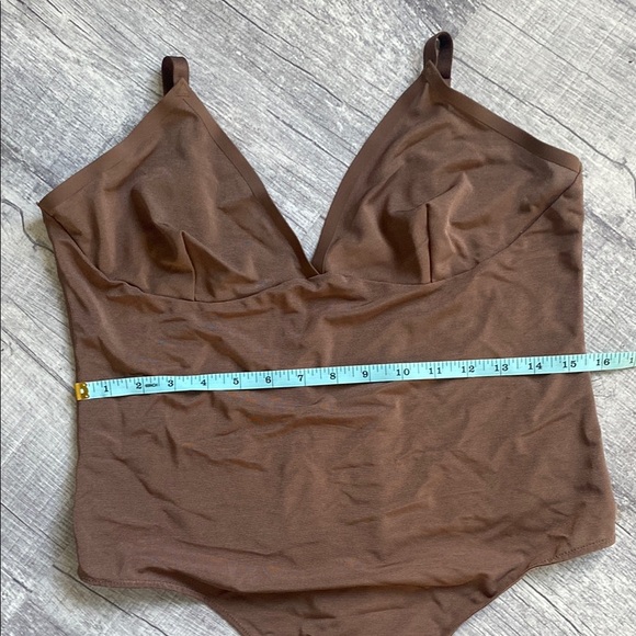SKIMS Brown Mesh bodysuit - Picture 3 of 8